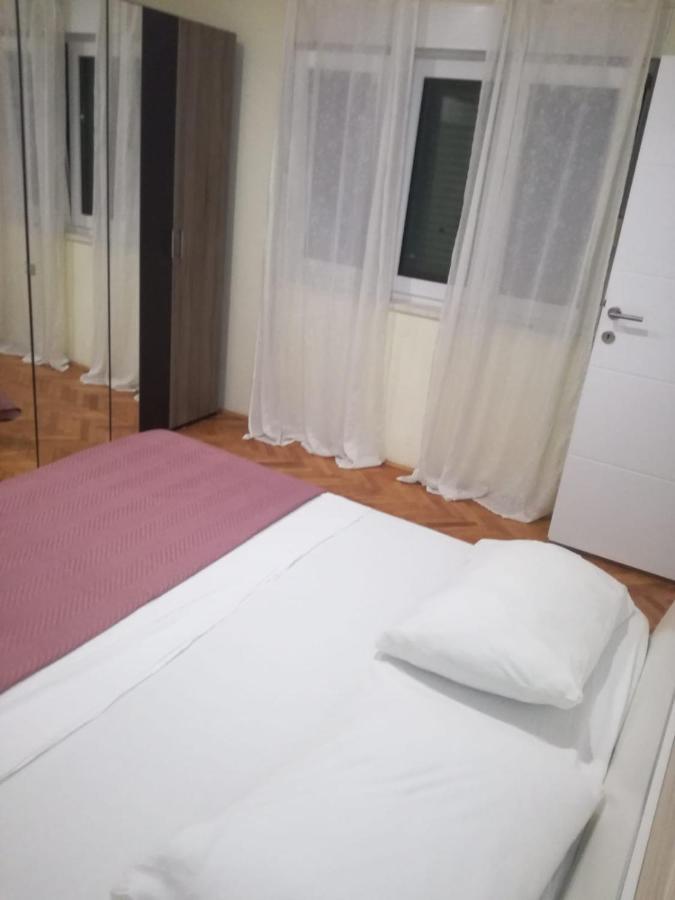 Apartmani Ivica Martic Duće Kültér fotó