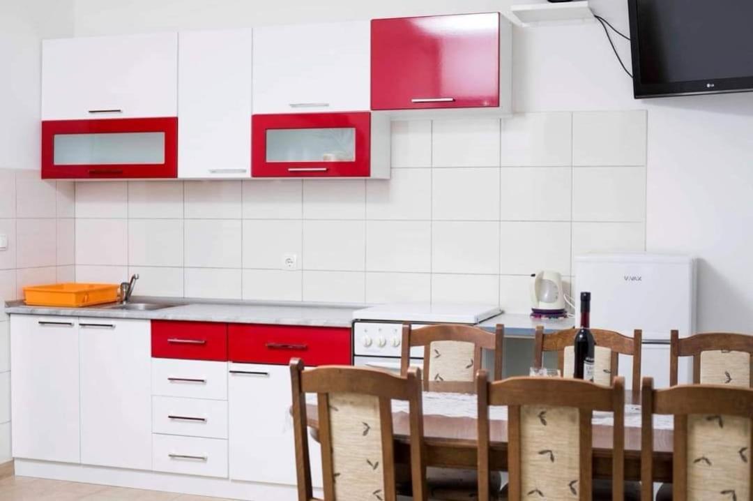Apartmani Ivica Martic Duće Kültér fotó